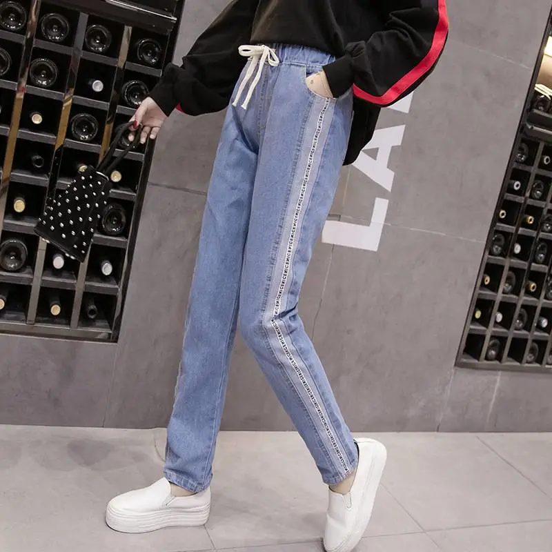 摆地摊卖衣服如何开价淘宝网直播牛仔裤批发手机直播卖衣服