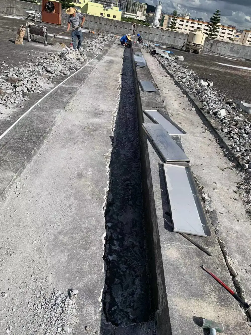 广州荔湾华瑞建筑 房屋防水补漏 阳台防水堵漏 补漏公司