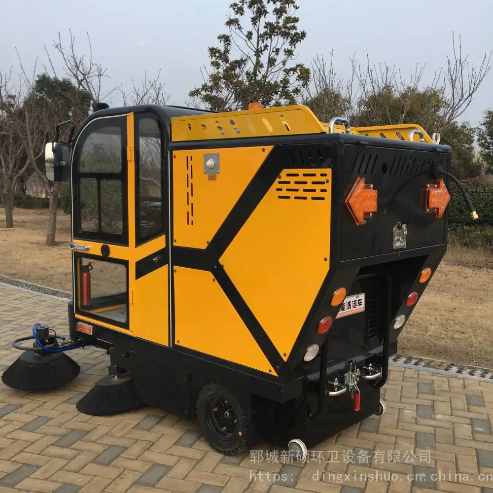 陕西延安全封闭驾驶式小区车库清扫新能源扫地车商场景区保洁清洁吸尘车供应新能源扫地车