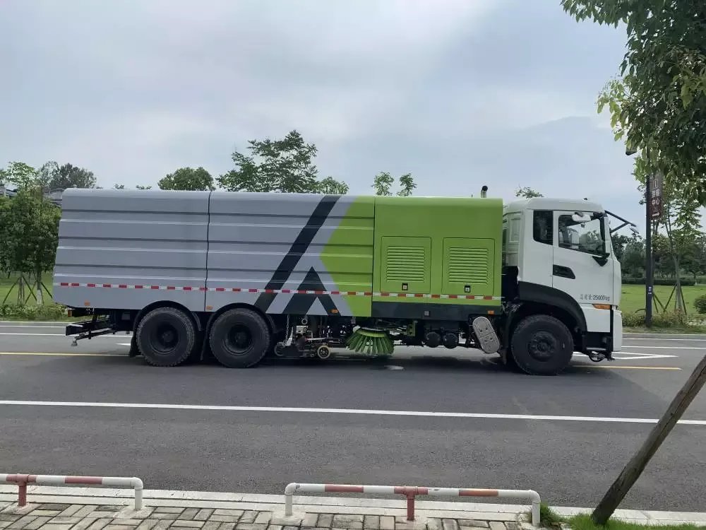 东风天锦大型环卫扫路车环卫洗扫车制造商报价方案