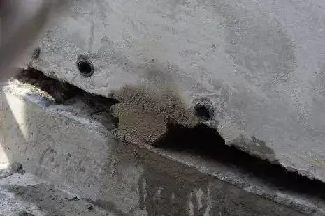 湖北宜昌当阳H40高强无收缩灌浆宝和汇辰水泥基桥梁设备底座锚固二次灌浆服务至上
