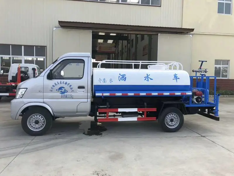 洒水车