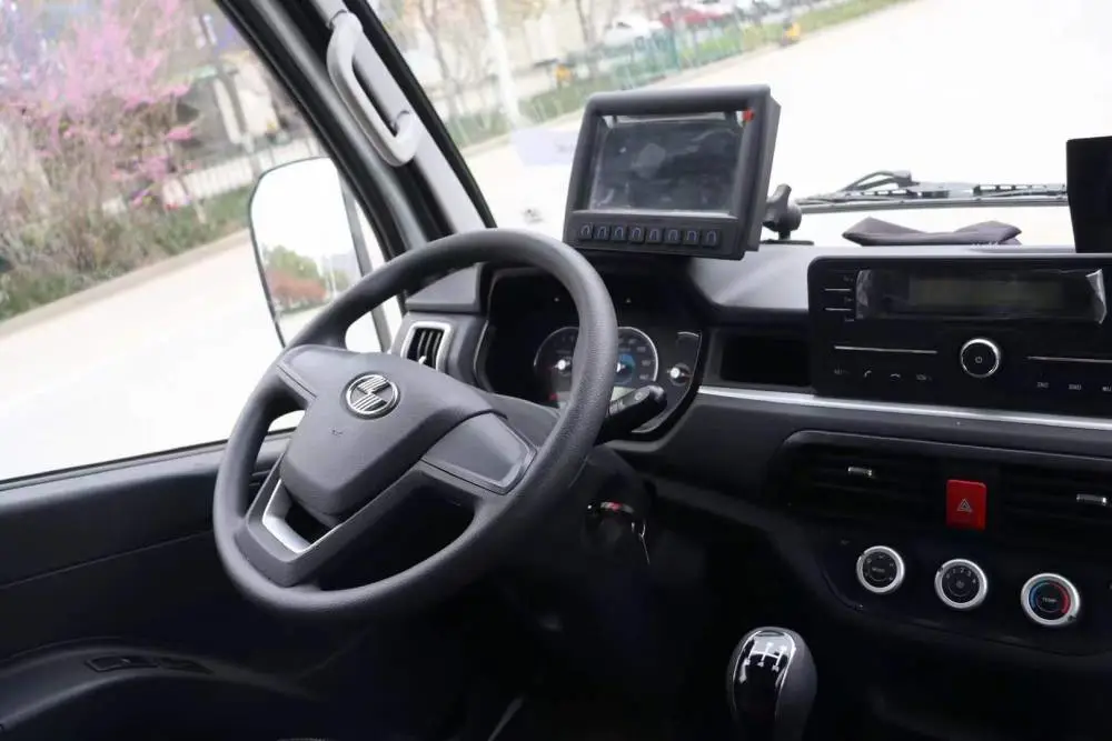 10方中置吸尘车5吨环卫吸尘车用途