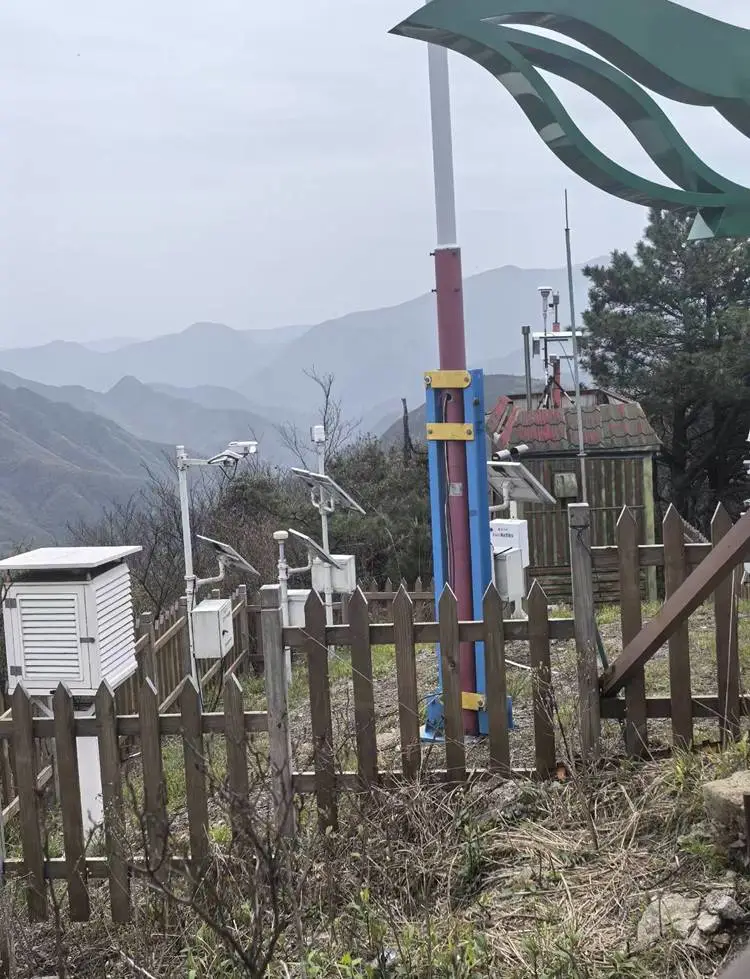 景区气象监测风光互补发电系统离网型绿色供电