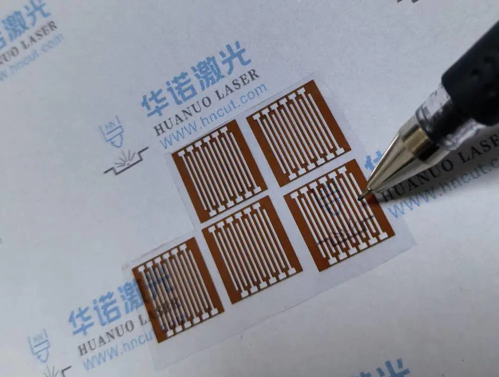 0.1/0.15mm PI 胶带掩模版激光精密切割 15×15 外框镂空 缝宽 0.1 肋宽 0.15 微米级无毛刺激光加工