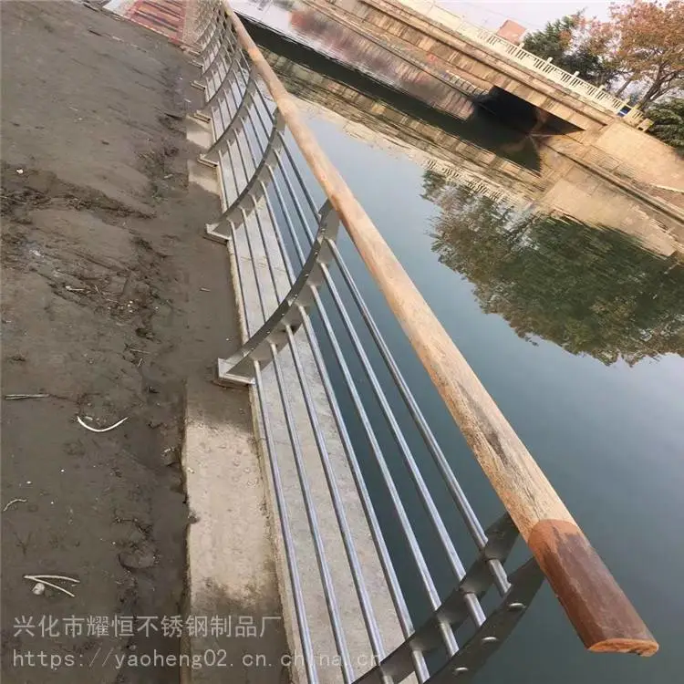 激光切割生产 河道灯光景观防护栏 不锈钢立柱玻璃栏板图集 安装方便