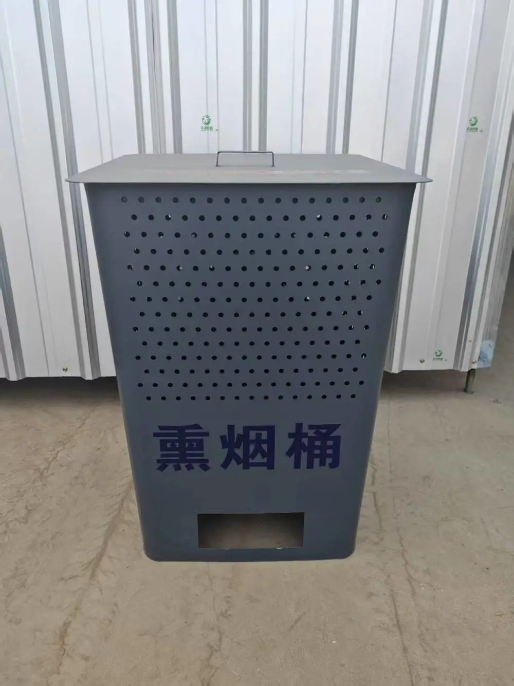 新款设计果园防霜冻移动熏烟桶 发烟桶 烟雾桶优质材料耐用 烟熏法防霜冻防御倒春寒