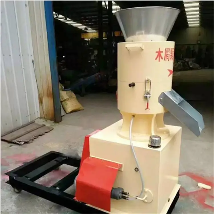 颗粒机-桉树颗粒机生产现场