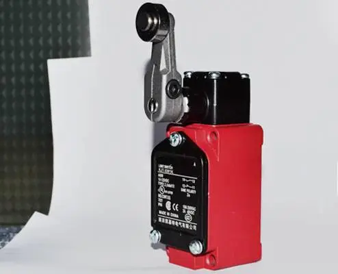 ***耐高温行程开关XW1K厂家定制滚轮限位开关微动