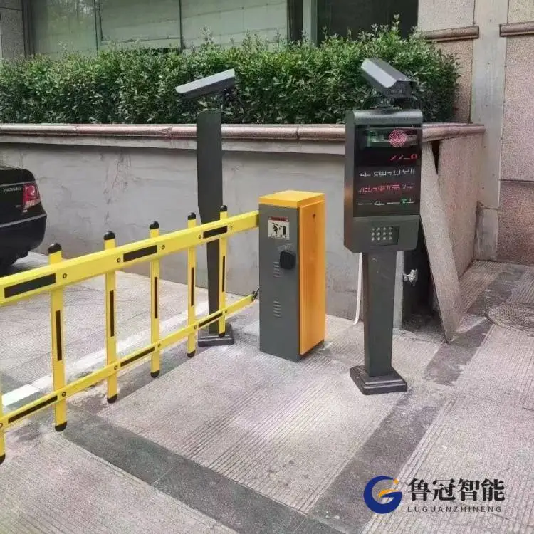 长清电动道闸安装门禁起落杆道闸杆车辆识别系统价格实惠
