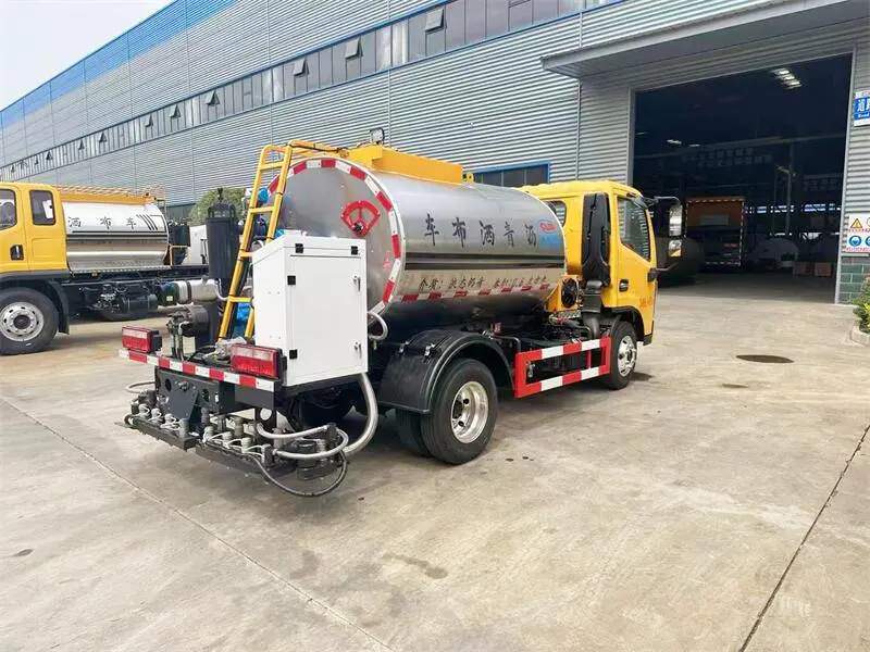 专业同步碎石封层车在线咨询 批发生产粉料撒布车