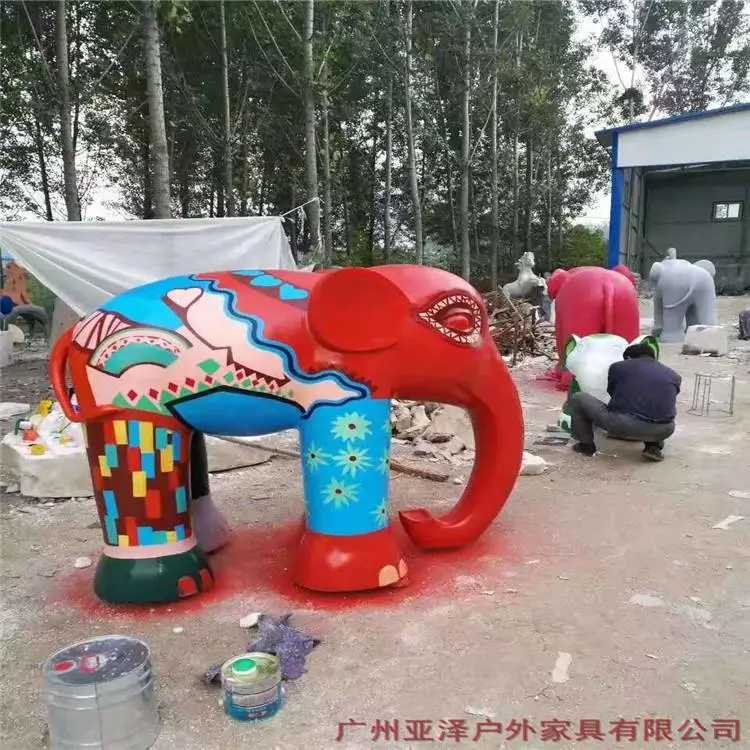 荆州 园林主题展览玻璃钢人物雕塑 玻璃钢商场美陈门口迎宾摆件雕塑 户外玻璃钢景观昆虫摆件
