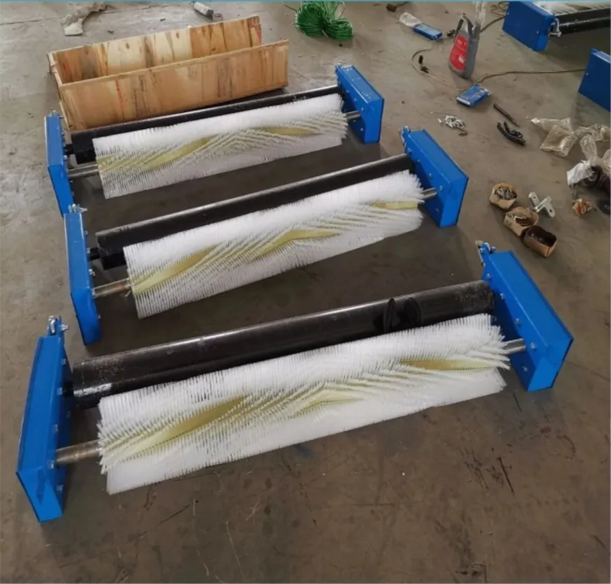 b1400无动力毛刷清扫器 矿用皮带机电动滚刷清扫器厂家
