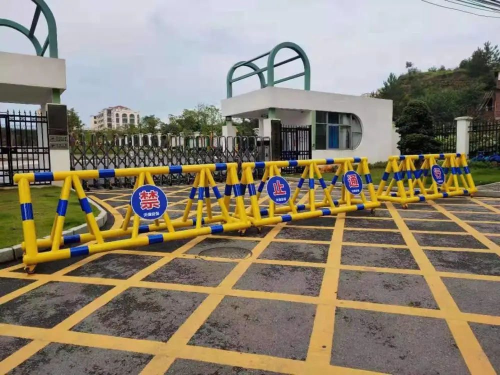 道路路口拦车路障 可移动重型拒马铁马