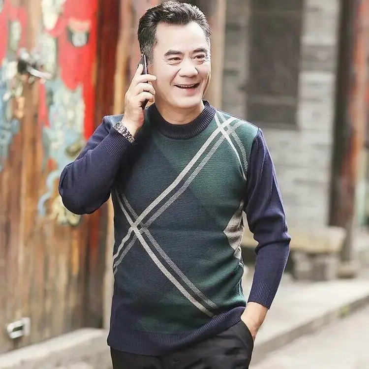 内蒙古包头中老年大码男式毛衣十五元以下的服装批发男士长袖修身t恤打底衫