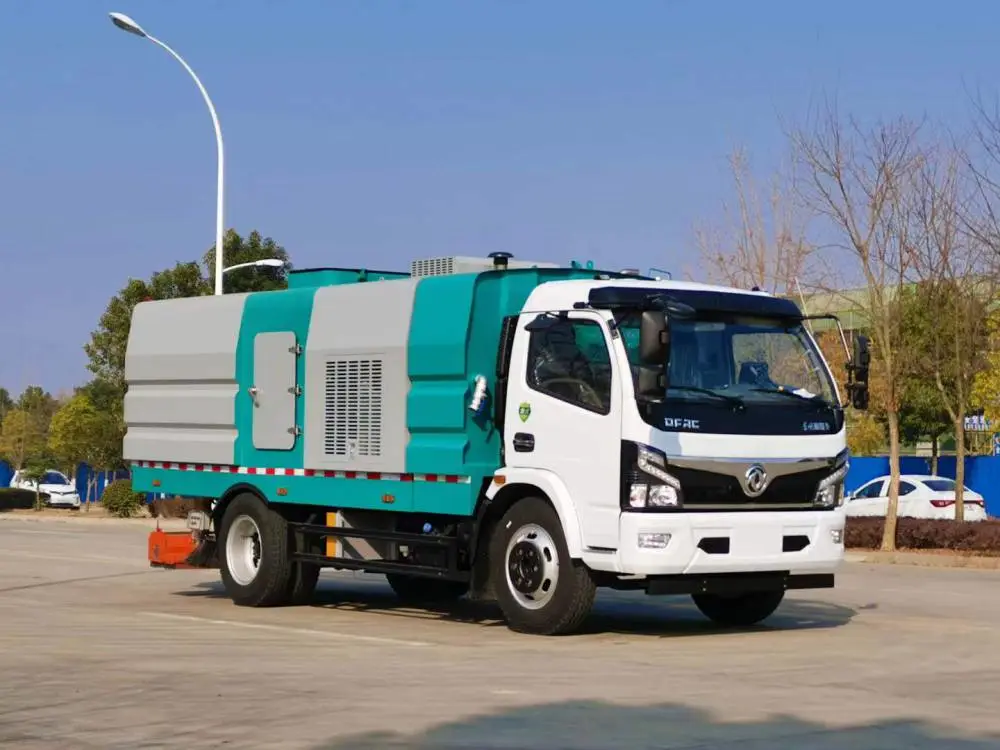 小多利卡道路吸尘车5吨环卫吸尘车图片