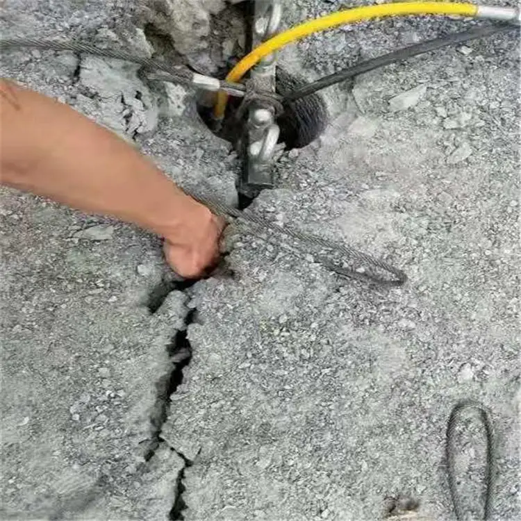 黔西开裂机膨胀器大理石矿山板材开挖岩石破裂器
