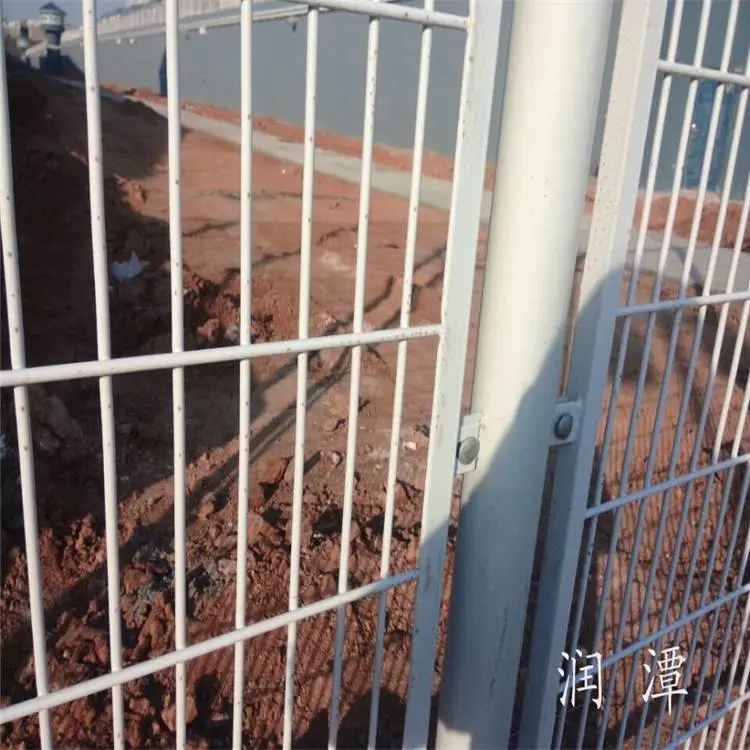 安徽淮南 ***隔离网 刀片隔离网 ***防护网
