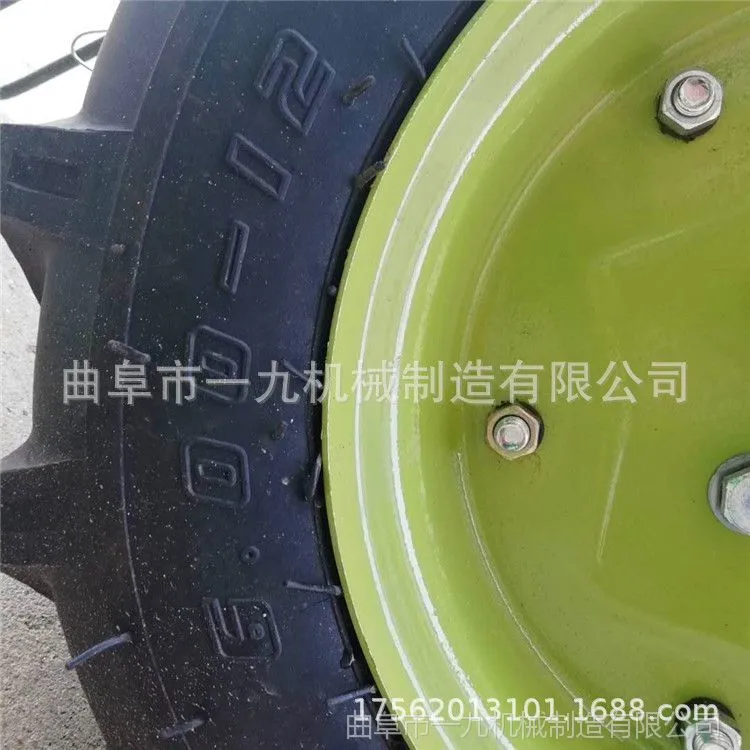 手扶拖拉机