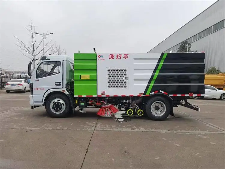 浙江电动清扫车品牌 哪里改装拖拉机清扫车 小学垃圾清扫车