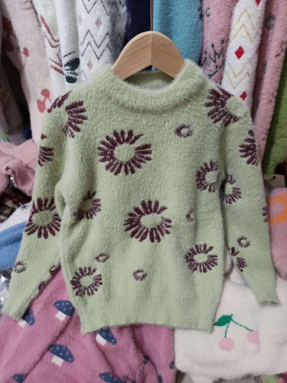 简约童装针织毛衫库存开个卖衣服店进货渠道儿童棉衣外套地摊货源