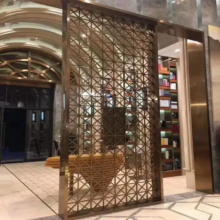 齐齐哈尔别墅楼梯扶手测量仿金铜楼梯