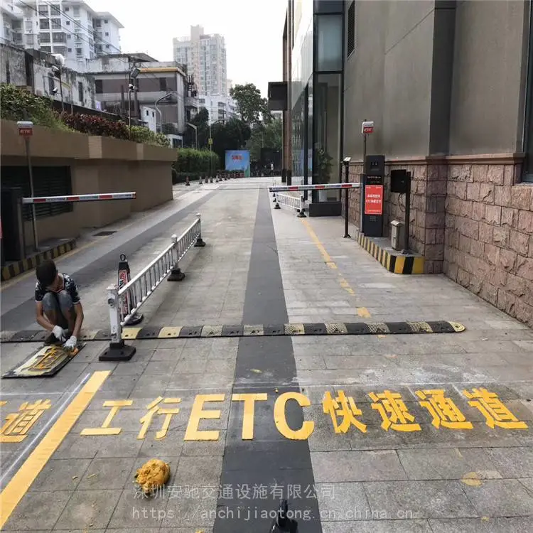 深圳厂房热熔划线 检测站热熔标线施工多年经验