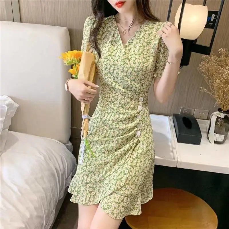 服装批发代理抽褶显瘦褶皱中长裙子一元购衣服