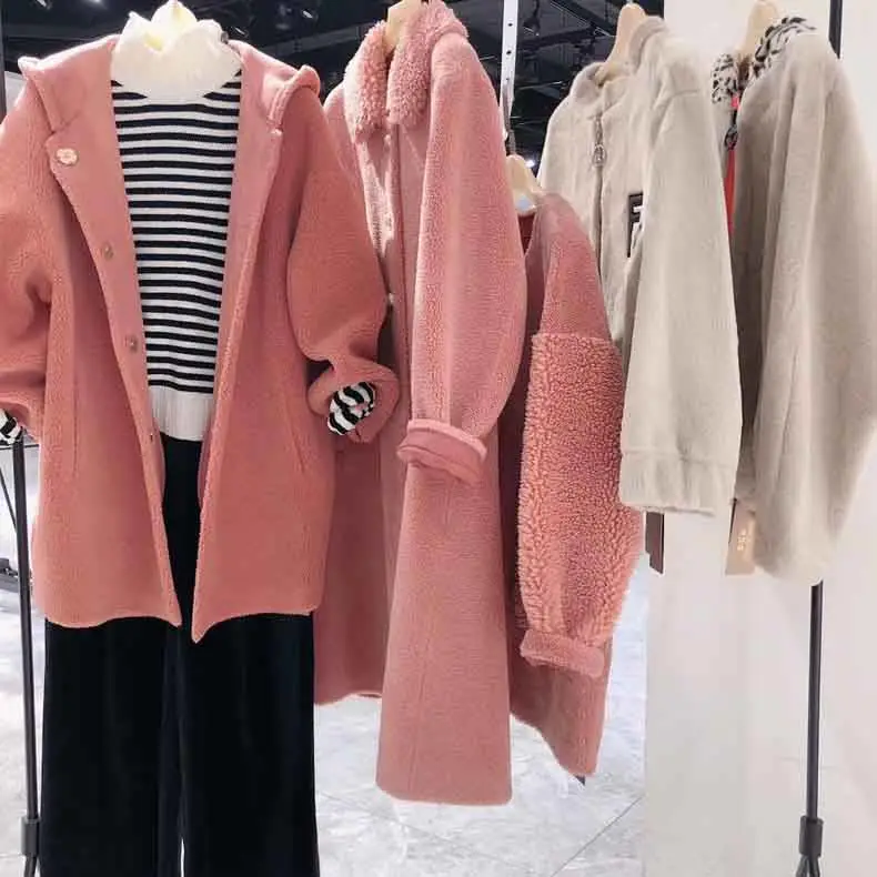 lily品牌折扣大衣羽绒服直播休闲新疆喀什网红服装货源***尾货