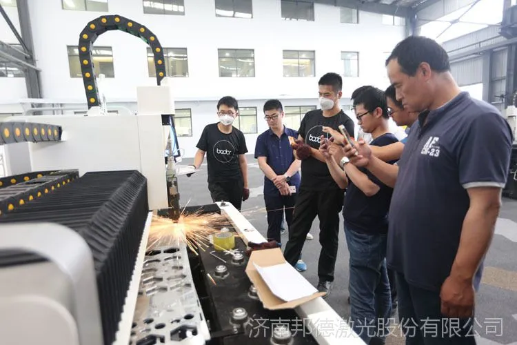 客户参观1