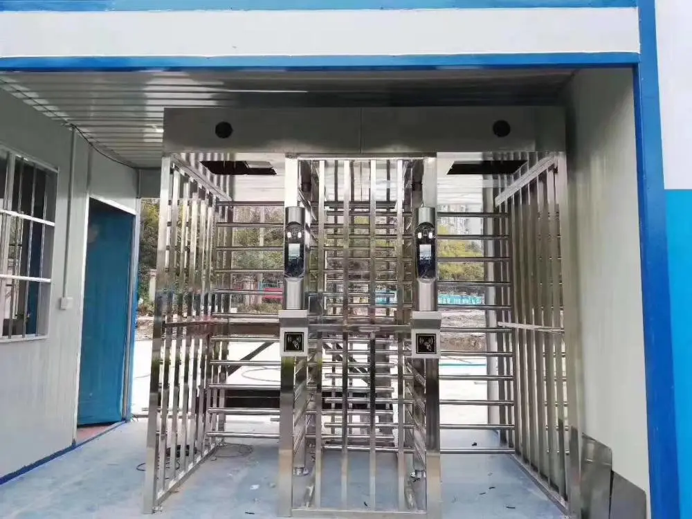 广东清远旋转闸门 转闸门维修 人脸识别门禁智通