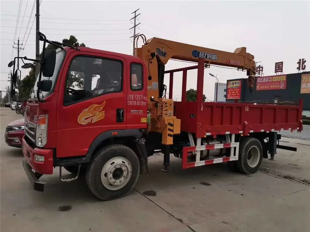 豪曼 随车吊平板运输车 随车吊租赁 图片