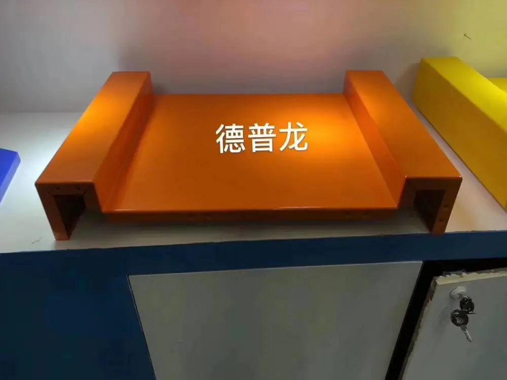 来图订制外语铝单板 冲孔板 酒吧雕刻板