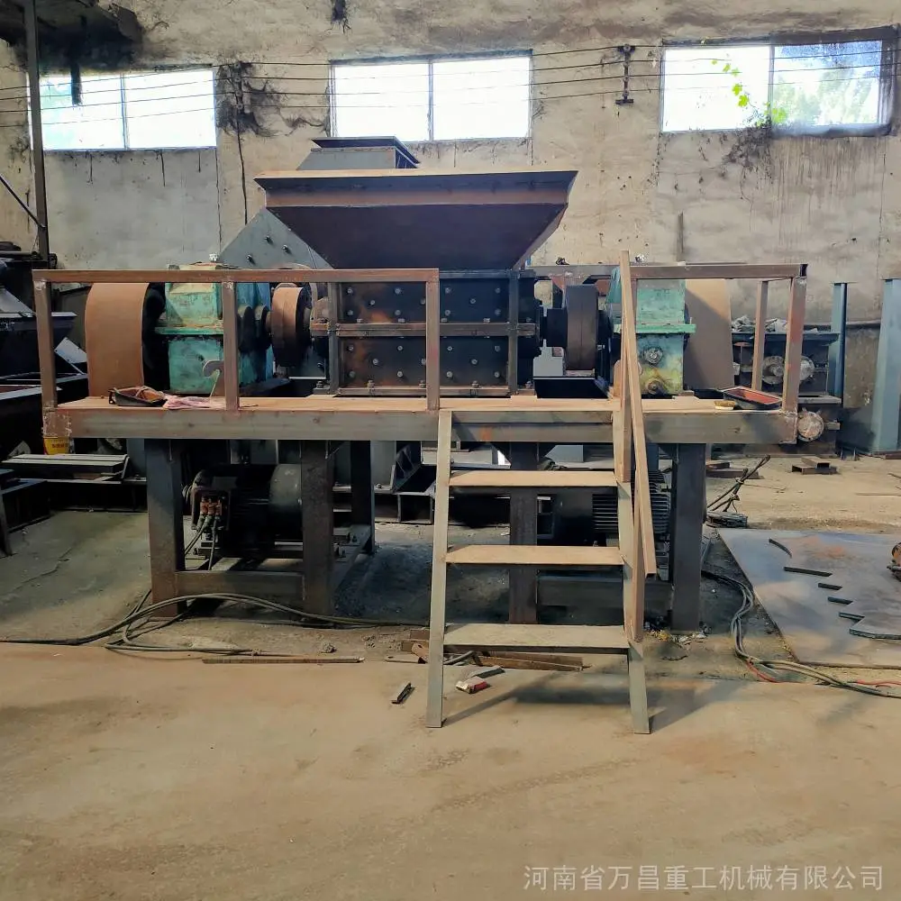 废家电双轴撕碎机 金属轻薄料塑料木材粉碎设备 规格全产量大