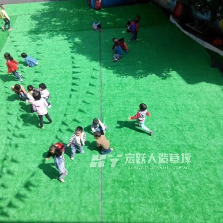 七台河仿真草皮幼儿园人造草坪每平方米价格是多少