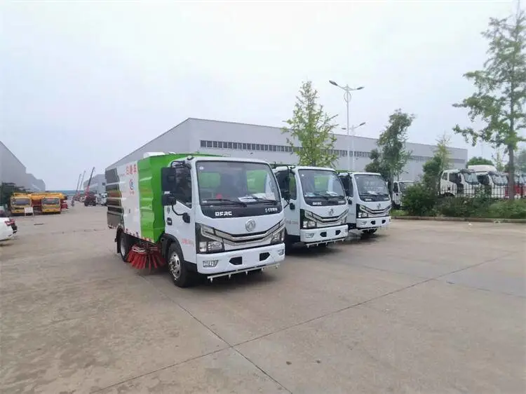 淄博负压吸尘车 进口山猫清扫车 杭州电动扫地车价格行情