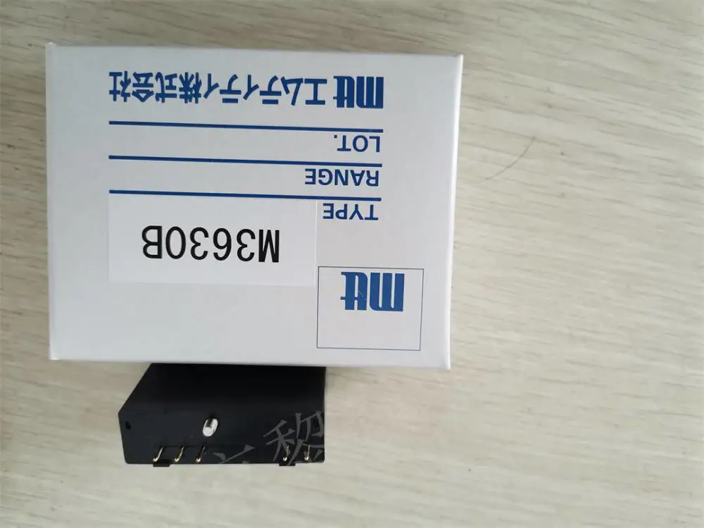 mtt 输入隔离模块底部修剪器类型 M3630B 黑色 短货期