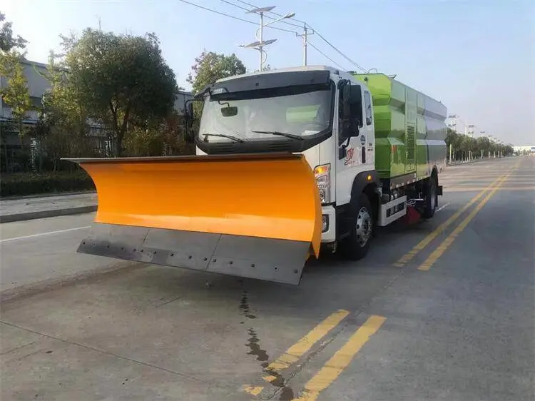 驾驶式扫地车*** 东风多利卡价格 中联清扫车扫路车配件