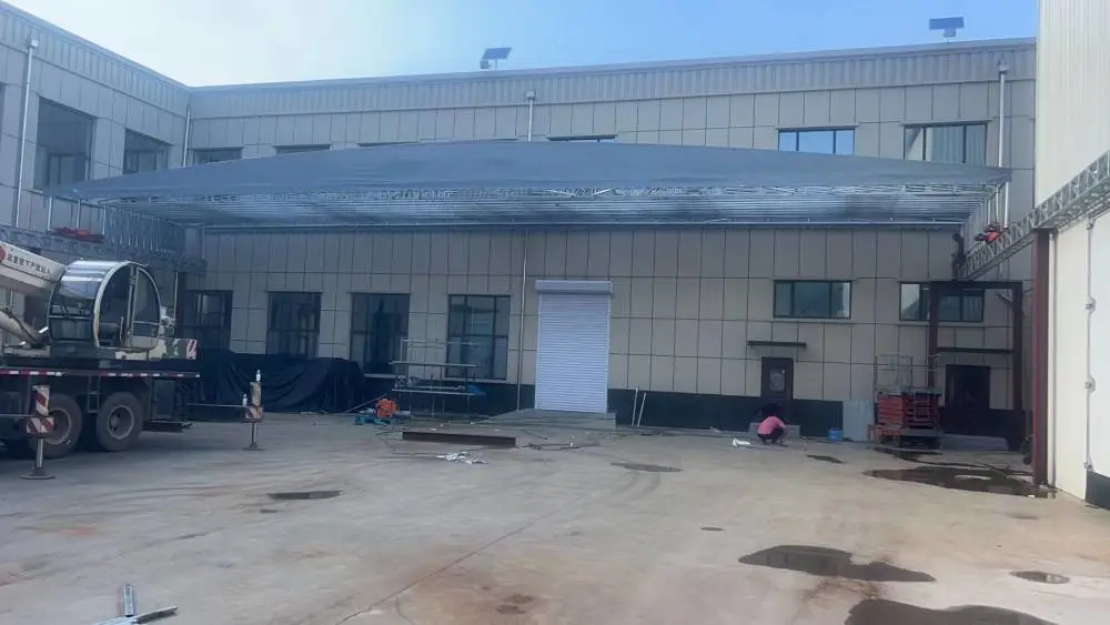 创力蓬业悬空电动雨棚安装实例及效果