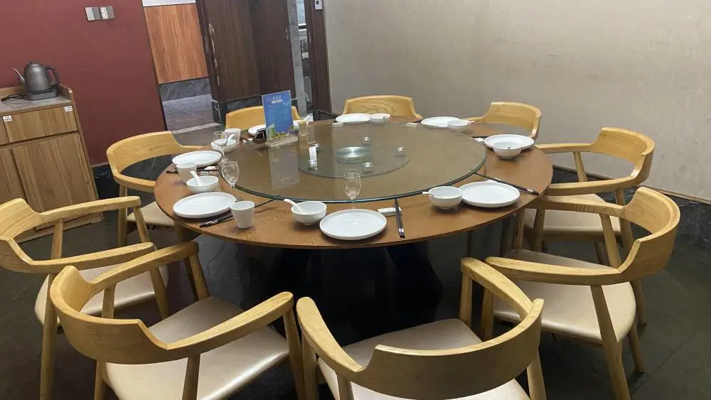 圆弧防撞 包厢圆桌 加厚框架承重强商用久用不坏