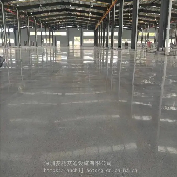 安驰交通专业承接深圳工业区厂房防滑地坪漆 自流平地面施工