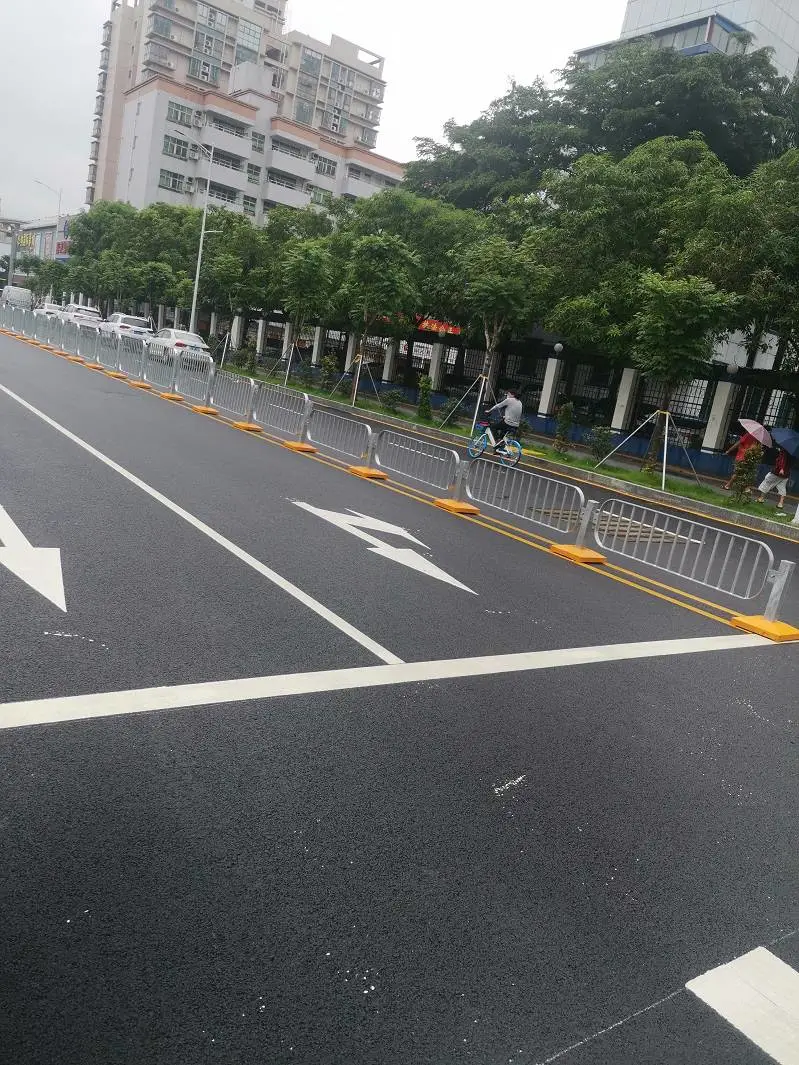 罗湖深标人行道护栏按图定做 市政路中护栏颜色可选