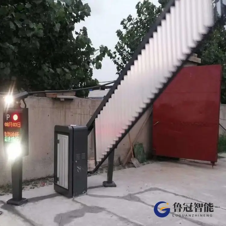 烟台道闸安装小区起落杆系统栅栏门广告门-在线咨询