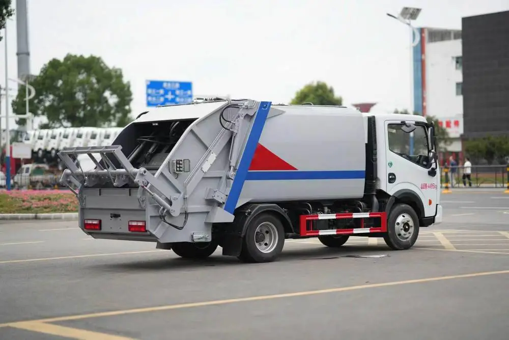 东风天龙压缩式垃圾车20方 垃圾收集运输车 承载力强 随看随提