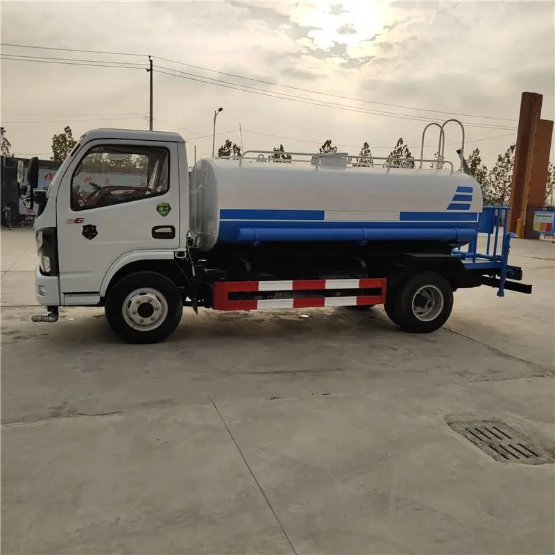 东风多利卡小型洒水车 园林绿化洒水车