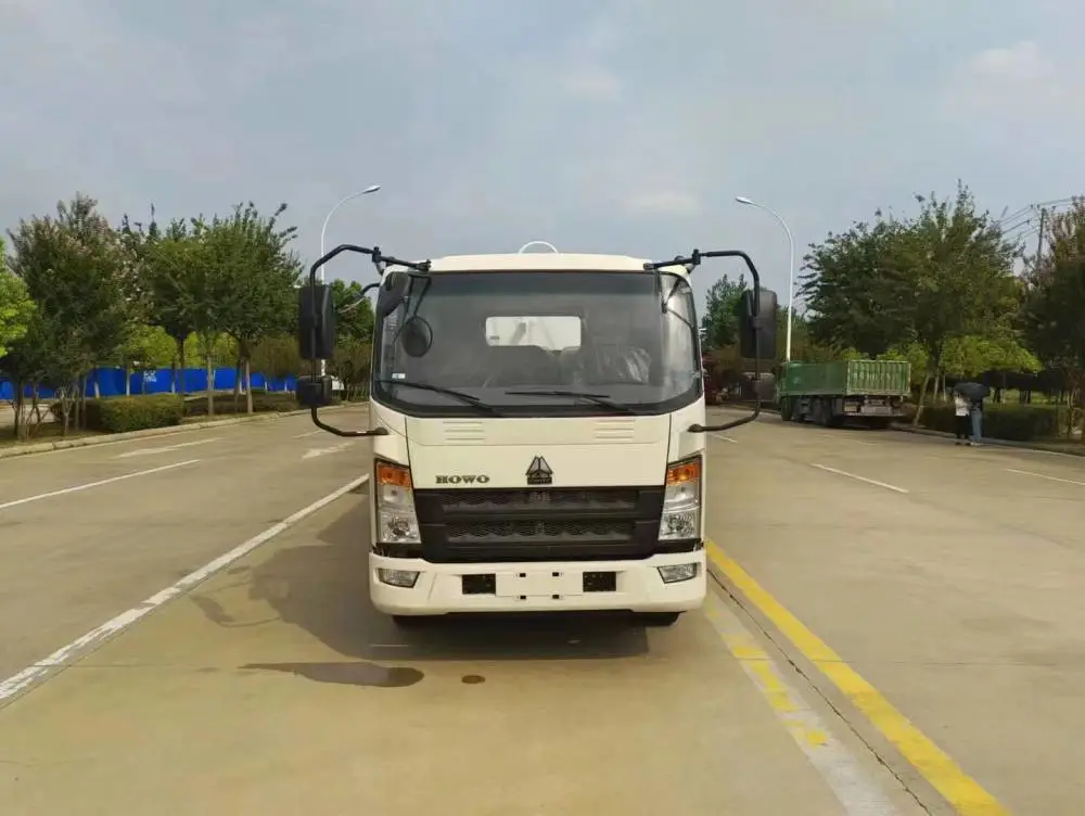 小多利卡洒水灭火车社区消防洒水车购车热线