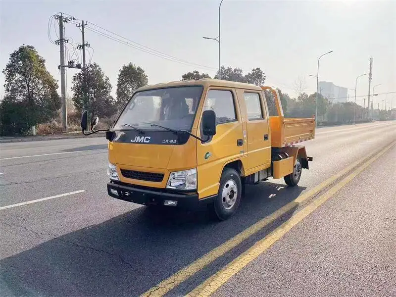 4吨垃圾车 容积2立方勾臂垃圾车
