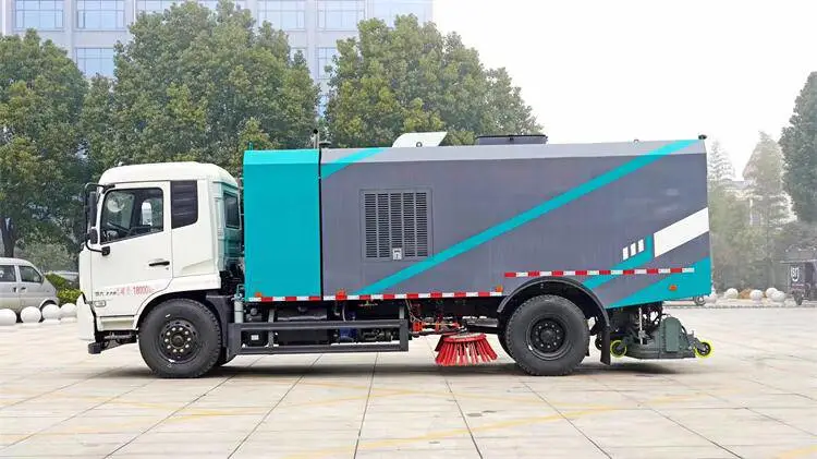 浙江电动清扫车品牌 哪里改装拖拉机清扫车 小学垃圾清扫车