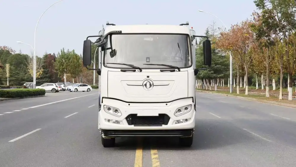 程力牌东风天锦18吨纯电动洗扫车 城市道路清洁好帮手
