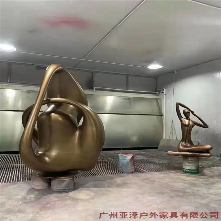生态园仿铜人物挂件 淮安 海滩仿真玻璃钢贝壳海螺摆件 玻璃钢几何鹿雕塑厂家定做